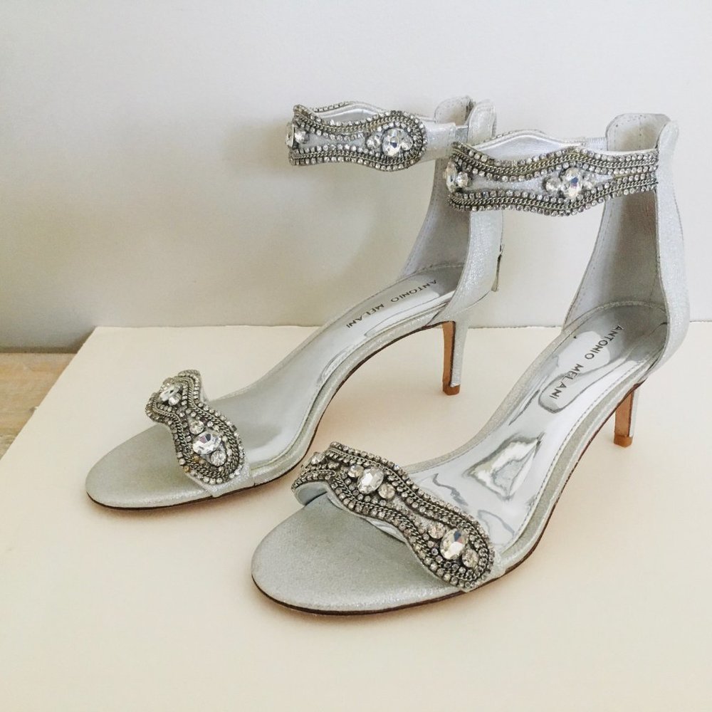 ANTONIO MELANI Sadina Silver Sand Rhinestone Prom/Homecoming Stiletto Sz 8.5